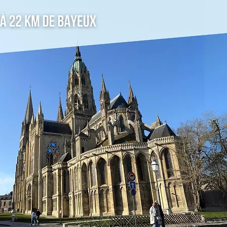 La Brise Marine Rdc Maison Cour Fermee Parking Et Terrasse A 800 M Omaha Avec Table De Ping Pong Proche Port En Bessin *