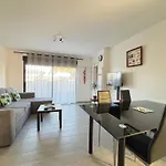 La Brise Marine Rdc Maison Cour Fermee Parking Et Terrasse A 800 M Omaha Avec Table De Ping Pong Proche Port En Bessin Дом отдыха