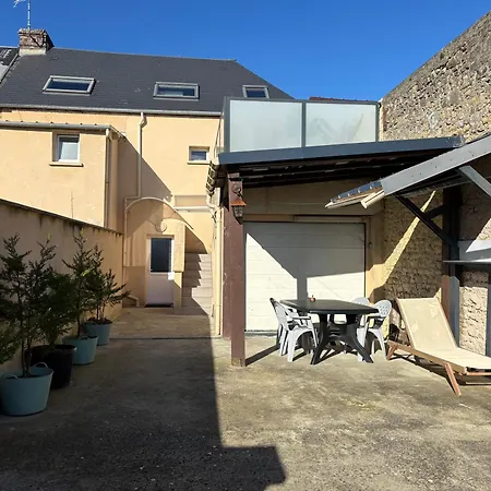 Feriehus La Brise Marine Rdc Maison Cour Fermee Parking Et Terrasse A 800 M Omaha Avec Table De Ping Pong Proche Port En Bessin Vierville-sur-Mer