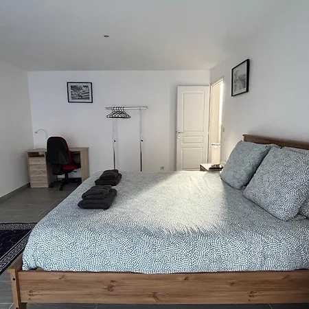 Maison Rénovée 800 M Omaha Avec Extérieur Aménagé Proche Port En Bessin *