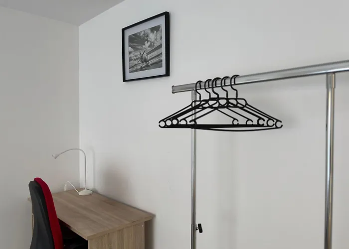 Prázdninový dům La Brise Marine Rdc Maison Cour Fermee Parking Et Terrasse A 800 M Omaha Avec Table De Ping Pong Proche Port En Bessin