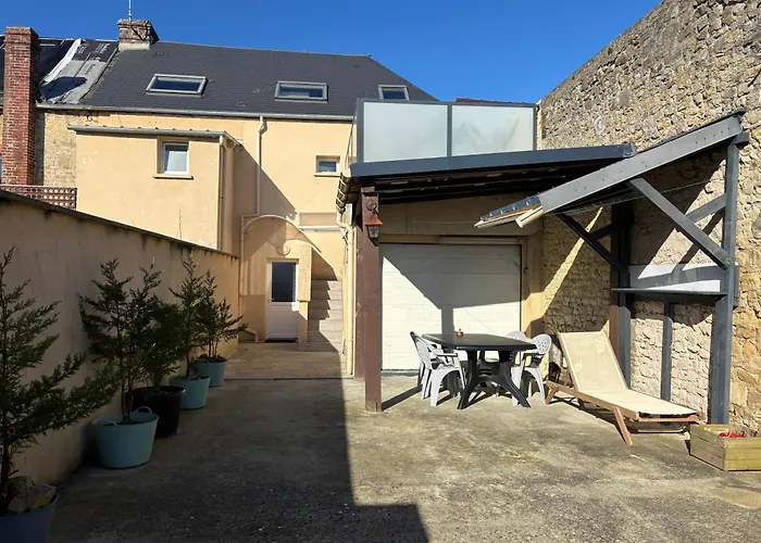 Prázdninový dům La Brise Marine Rdc Maison Cour Fermee Parking Et Terrasse A 800 M Omaha Avec Table De Ping Pong Proche Port En Bessin Vierville-sur-Mer